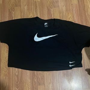 Nike Crop Top